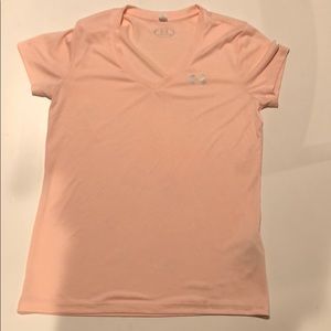 UNDER ARMOUR Light Pink T-Shirt, size Small
